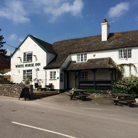 White Horse Inn Pulverbatch Church Pulverbatch 外观 照片